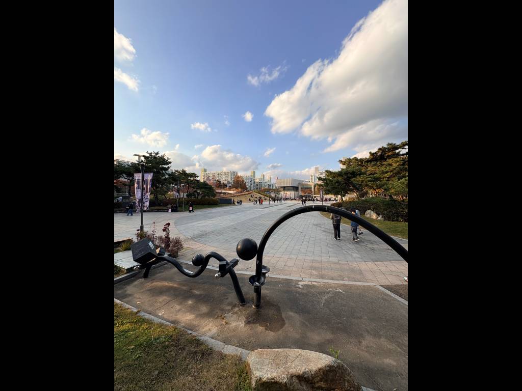 /user/h/hdsaju/editor/2512/2fe92887d17f209eebd0606725172555_1765247123_5086.jpg 이미지크게보기